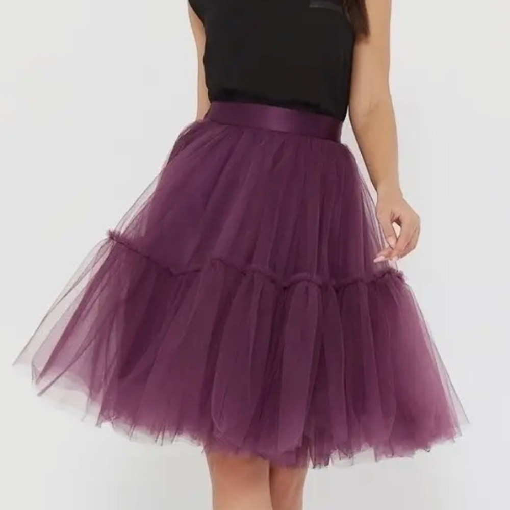 Elegant Purple Tulle Skirt